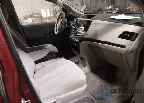 2014 Toyota Sienna Le 7 Passenger from USA, damaged, VIN 5TDJK3DC9ES077619